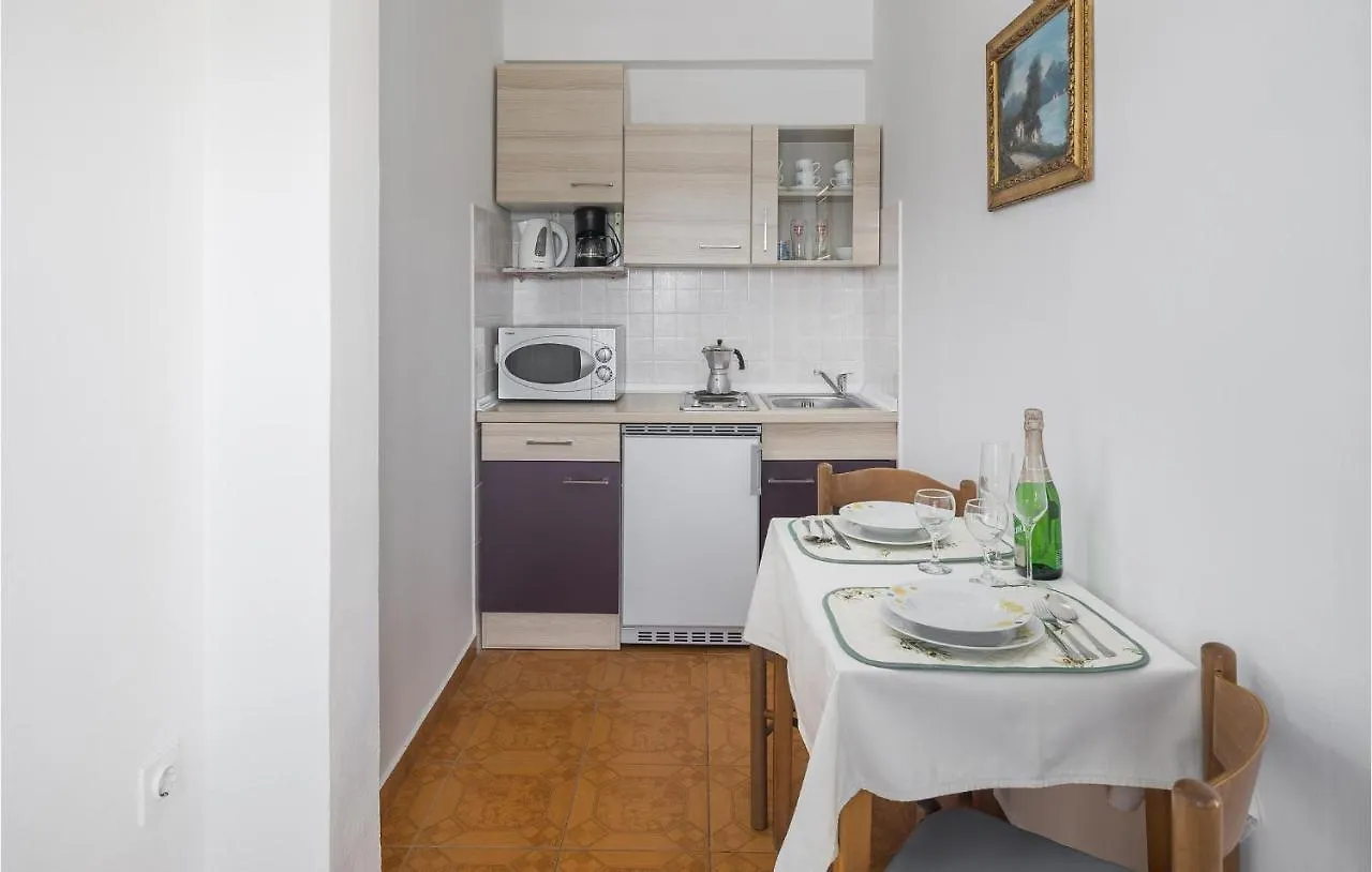 Stunning Apartment In Vrsar With Wifi