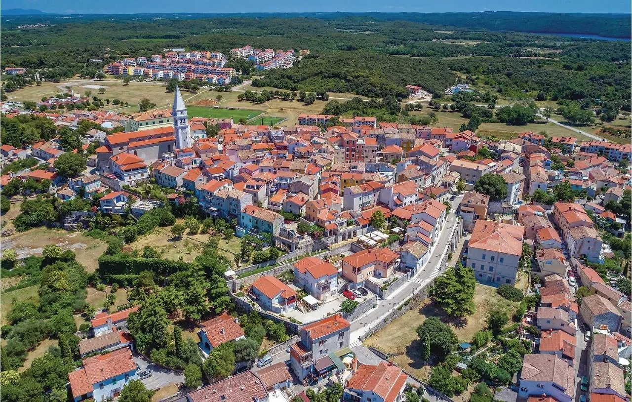 Stunning Apartment In Vrsar With Wifi 0*,  Croatia
