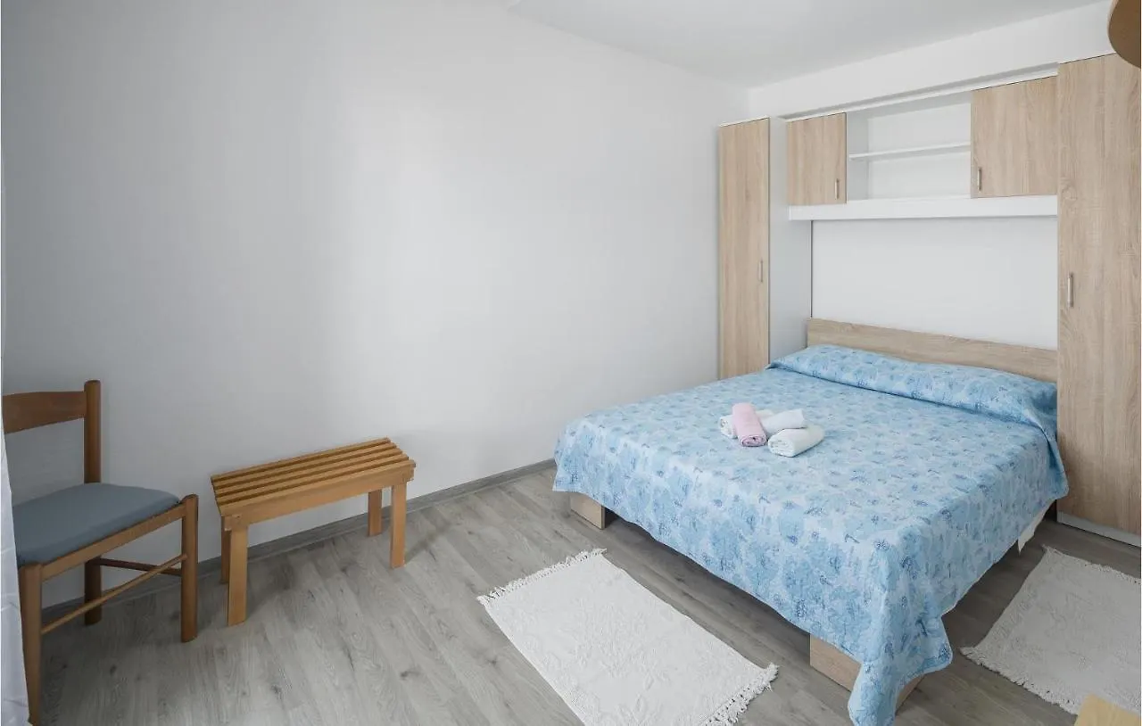 Stunning Apartment In Vrsar With Wifi
