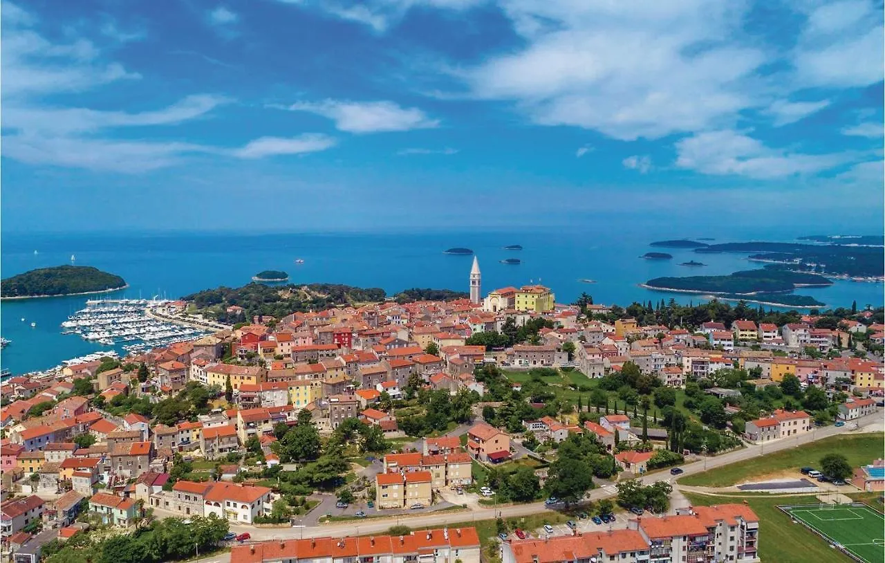 Stunning Apartment In Vrsar With Wifi